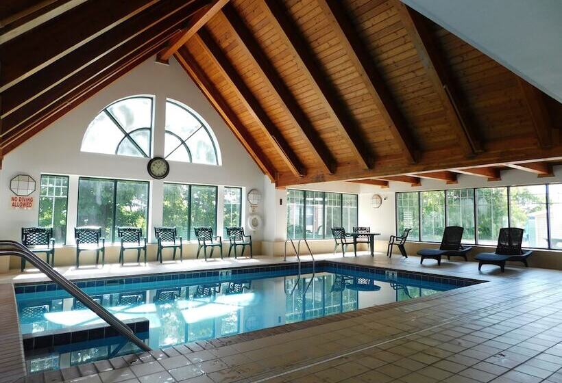 ホテル Northwoods Best Inn  Turtle Lake