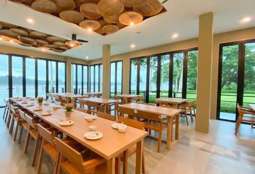 Hotelli Rivertree Resort Chiangkhan