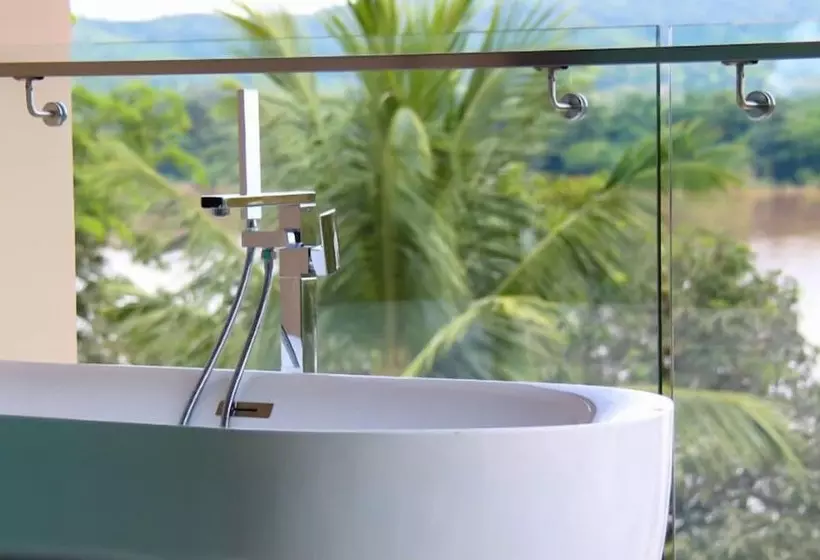 Hotelli Rivertree Resort Chiangkhan