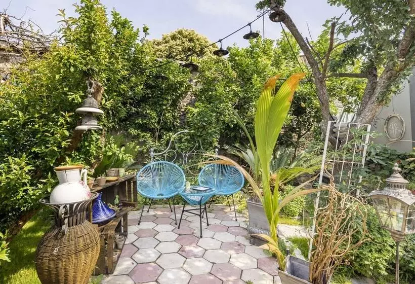 Hotelli Sky Room Carrara Hydromassage With Parking