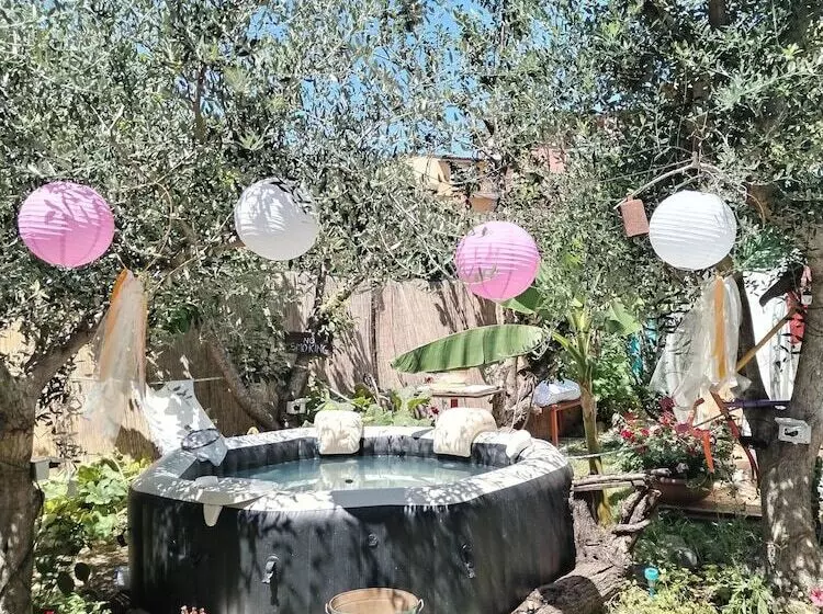 Hotelli Sky Room Carrara Hydromassage With Parking