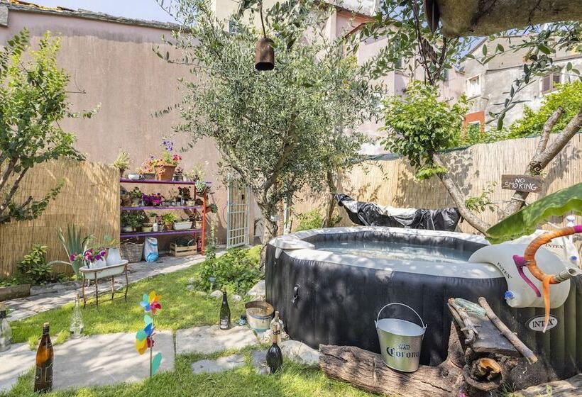 فندق Sky Room Carrara Hydromassage With Parking