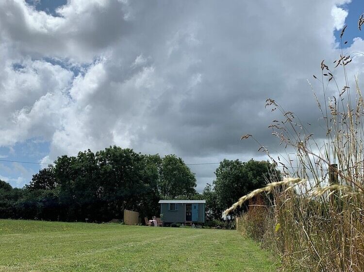 ホテル St. Kew Shepherd Huts