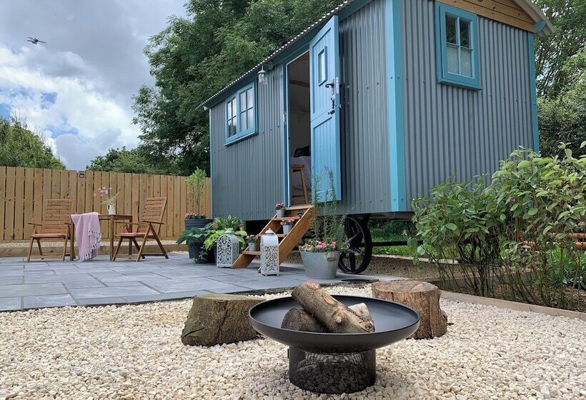 ホテル St. Kew Shepherd Huts