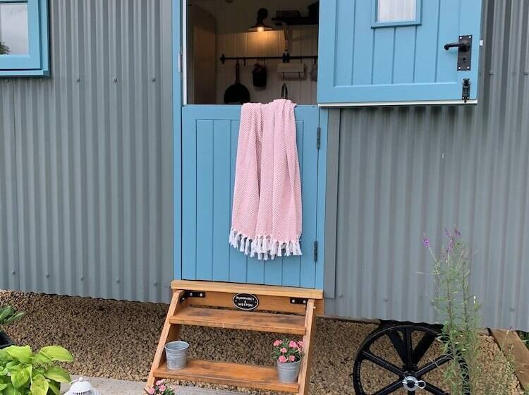 ホテル St. Kew Shepherd Huts