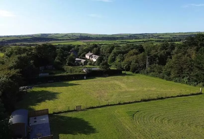ホテル St. Kew Shepherd Huts