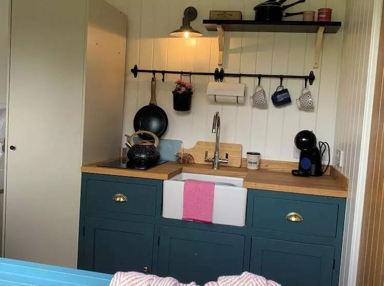 ホテル St. Kew Shepherd Huts