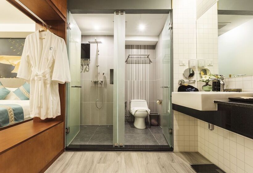 בית מלון כפרי Thapae Twins