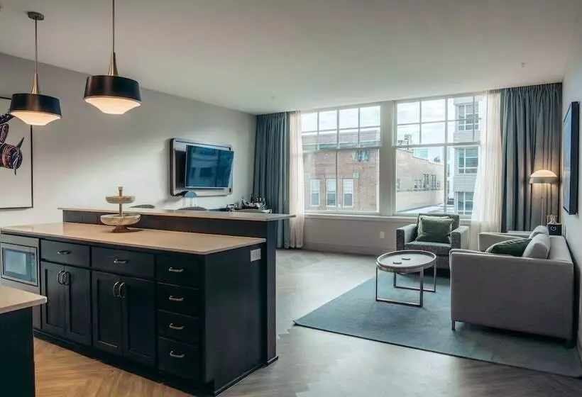 The Olive Ann Hotel, Grand Forks, A Tribute Portfolio