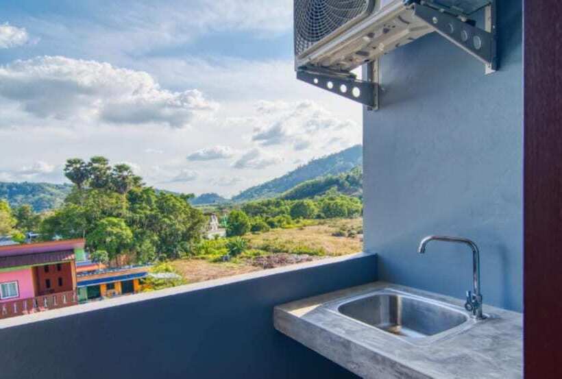 Szálloda Tyler Naiyang