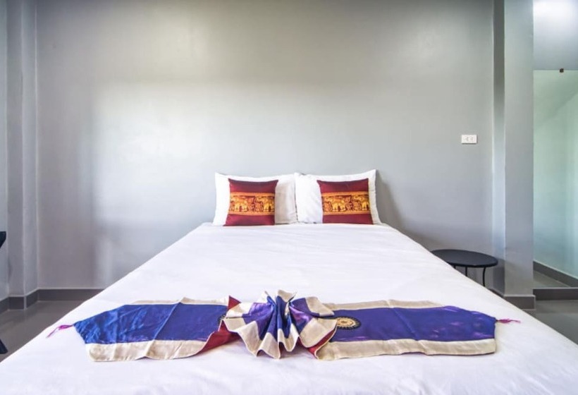 Szálloda Tyler Naiyang