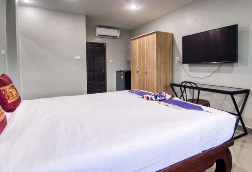 Szálloda Tyler Naiyang