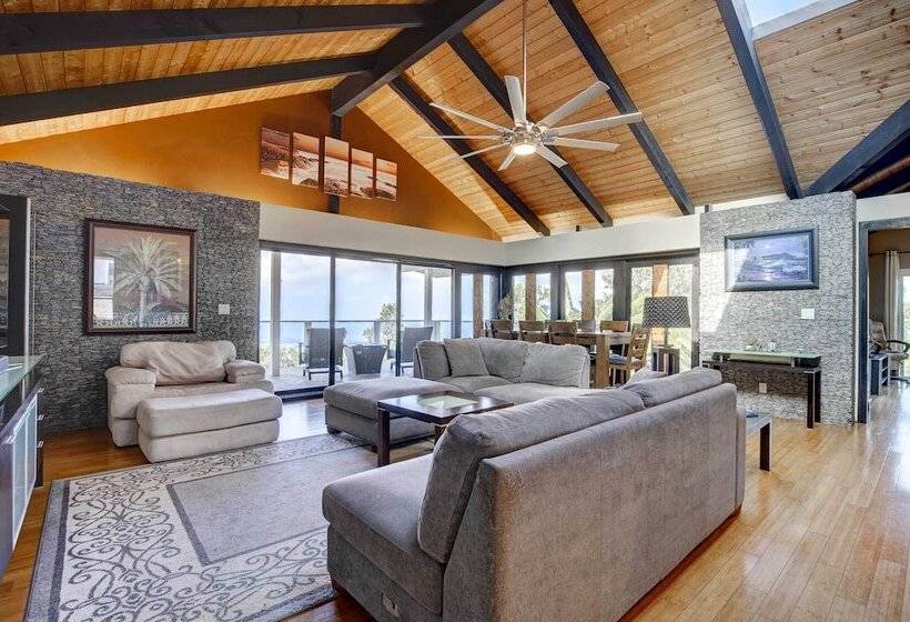 Kailua Kona House W/ Balcony & Ocean Views!