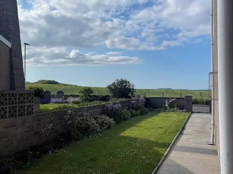 Majatalo Broadhaven Road