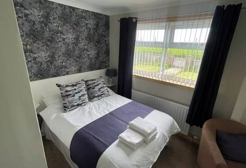 Majatalo Broadhaven Road