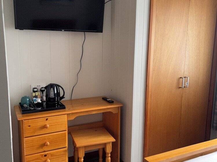 펜션 Broadhaven Road