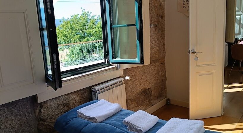 پانسیون Donna Nega Alojamento Local