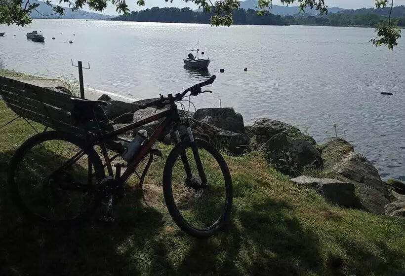 ペンション Donna Nega Alojamento Local