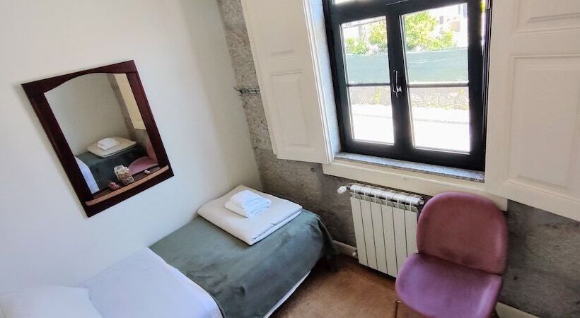 پانسیون Donna Nega Alojamento Local