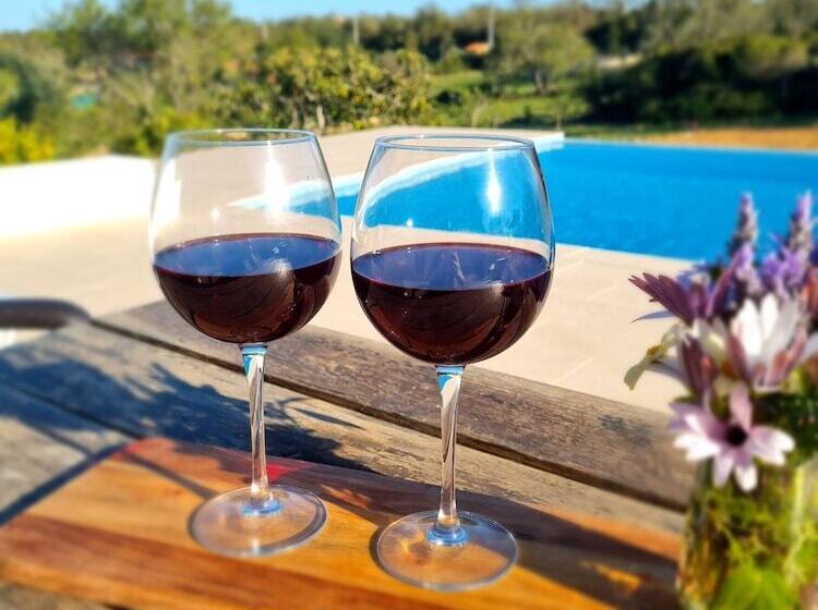 Резиденция Charming 1 Bed House