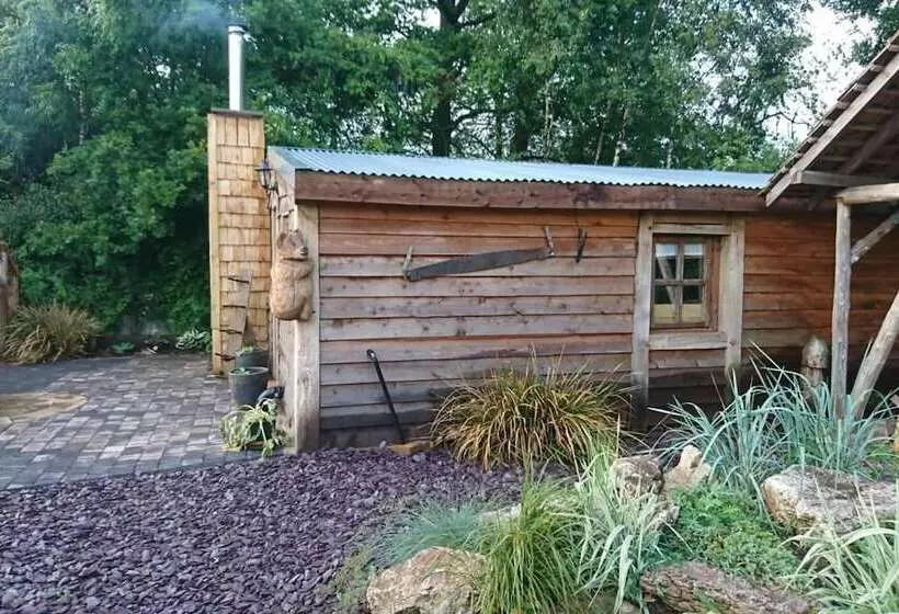 Residenssi Charming 2 Bed Cabin In Sutton Coldfield