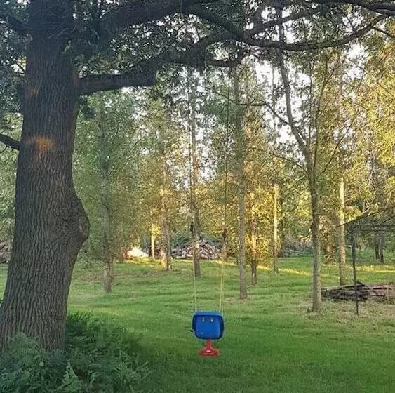 Residenssi Charming 2 Bed Cabin In Sutton Coldfield