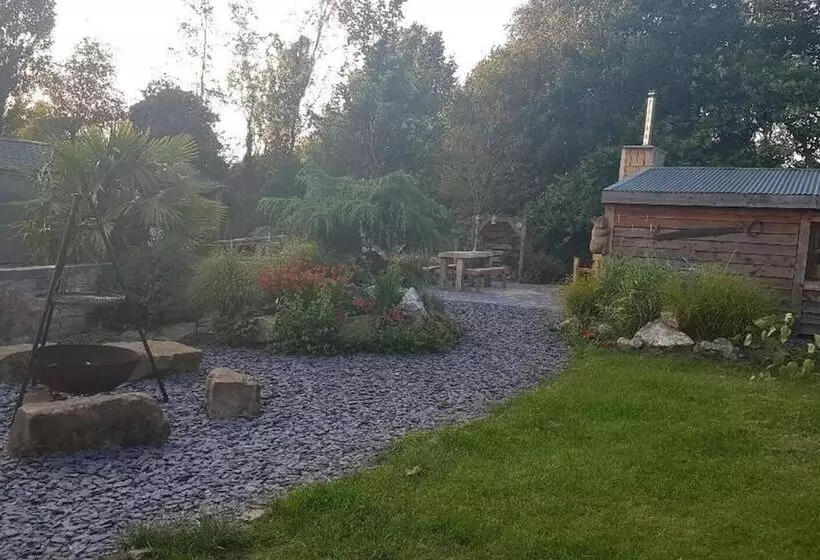 Residenssi Charming 2 Bed Cabin In Sutton Coldfield