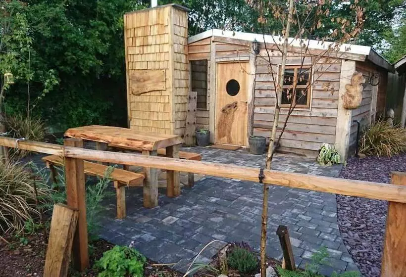 Residenssi Charming 2 Bed Cabin In Sutton Coldfield