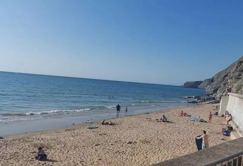 レジデンス Spacious 3 Bed House In Porth Beach, Newquay