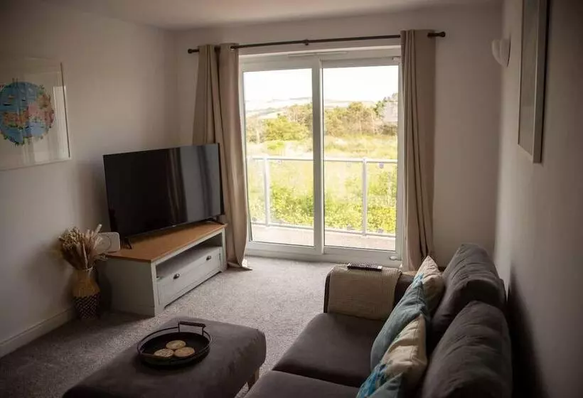 レジデンス Spacious 3 Bed House In Porth Beach, Newquay