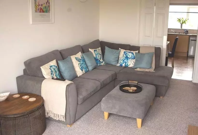 レジデンス Spacious 3 Bed House In Porth Beach, Newquay