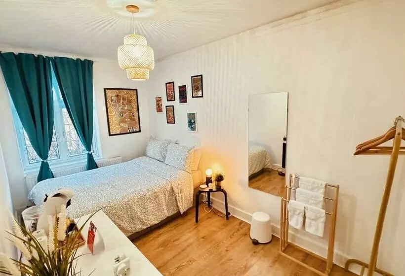 Rest Boutique Notting Hill