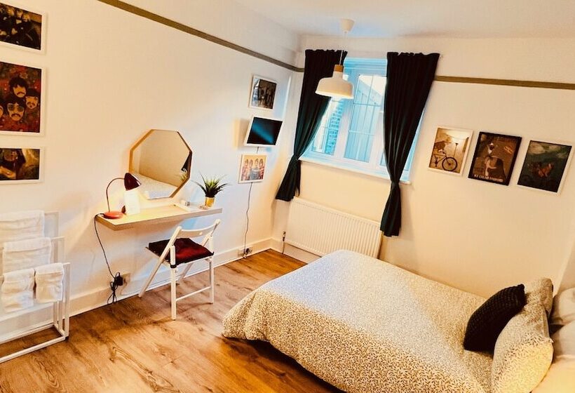 Rest Boutique Notting Hill