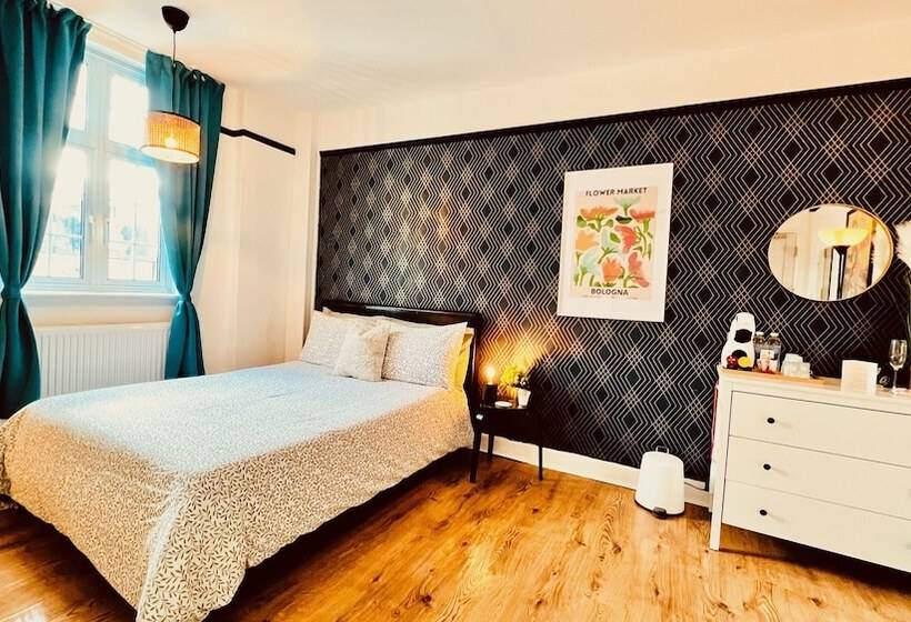 Rest Boutique Notting Hill