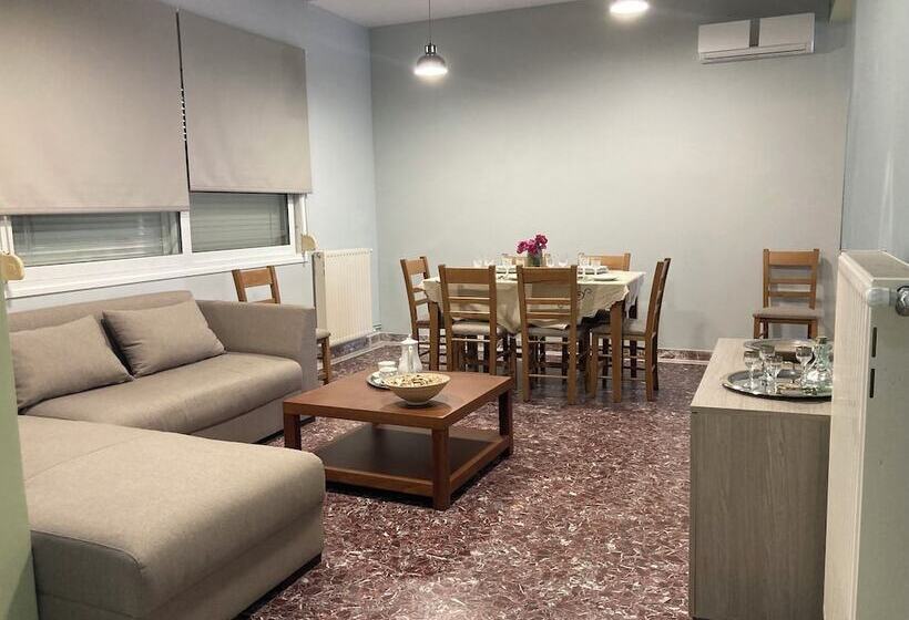 Yanni S Urban Residence