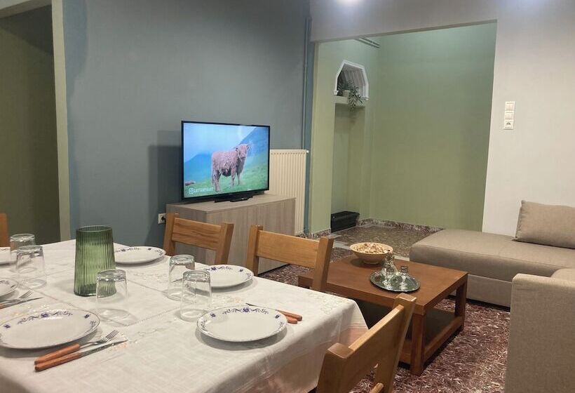 Yanni S Urban Residence