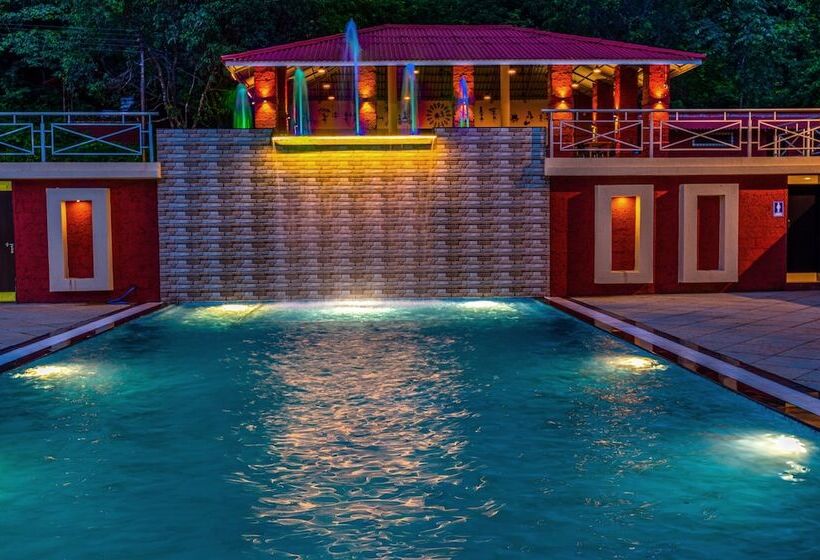 Chinar Wood Resort Dapoli