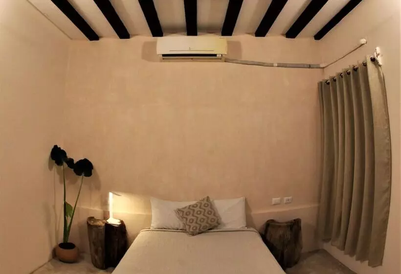Hostel Valladolid 48