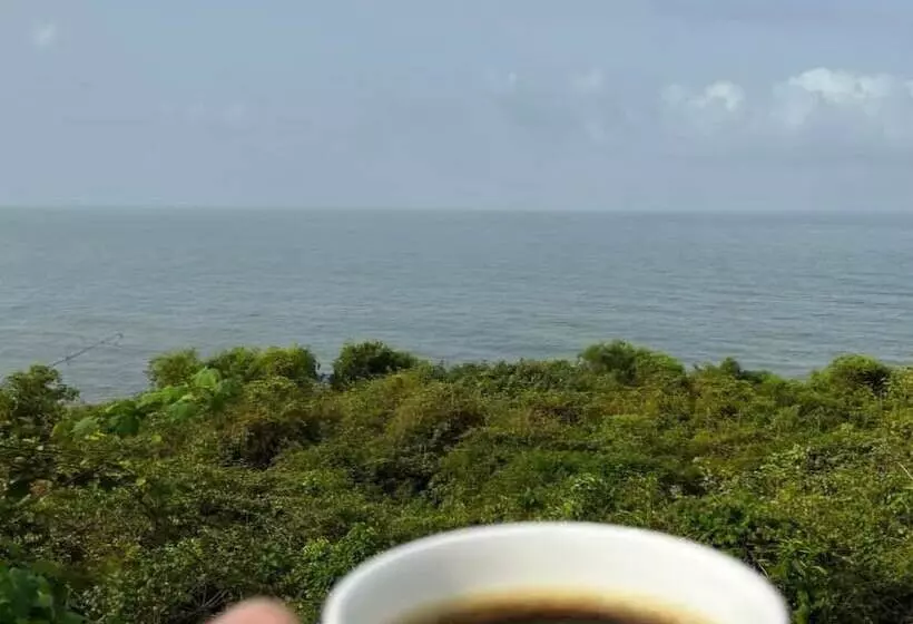 Hotelli Aalayaha Stays