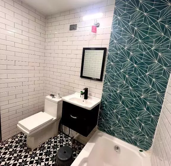 Hotelli Aalayaha Stays