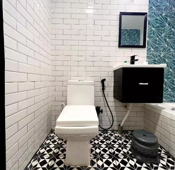 Hotelli Aalayaha Stays