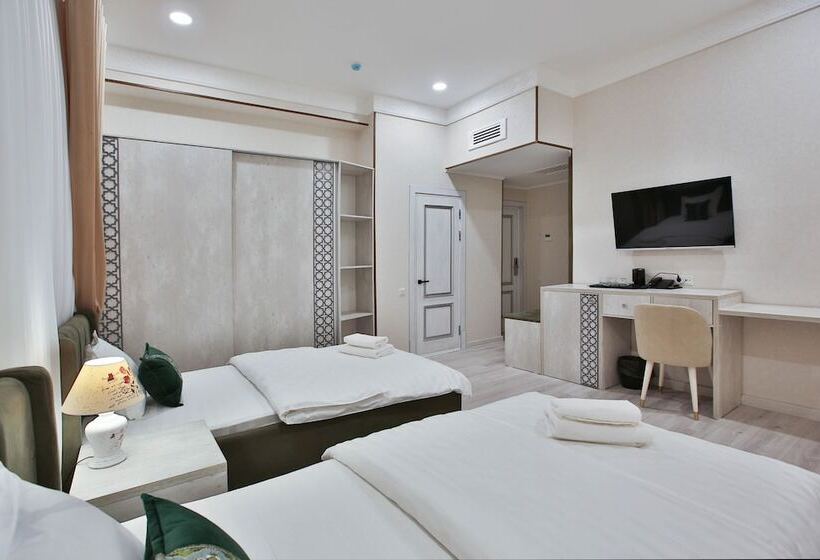 בית מלון כפרי Asian Plaza