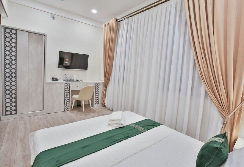 בית מלון כפרי Asian Plaza