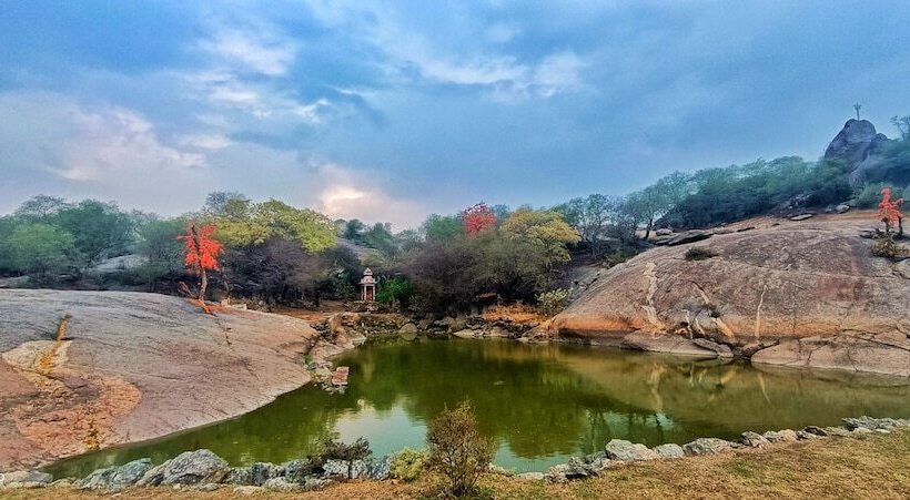 호텔 Barabagh Deogarh A Heritage Farm Stay