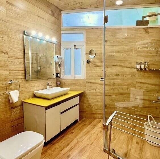 فندق Clarence Cottage