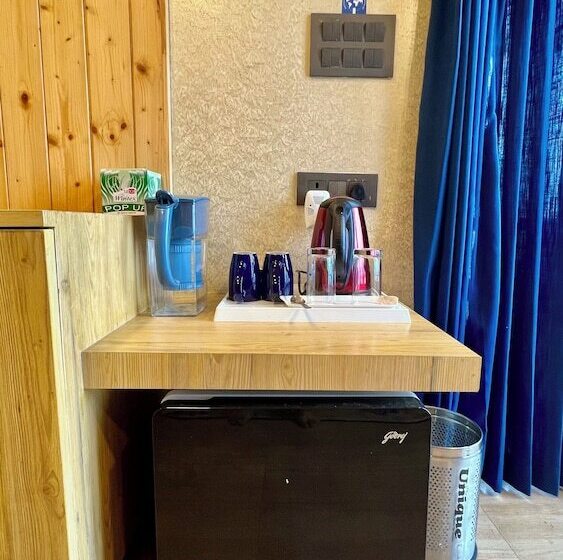 فندق Clarence Cottage