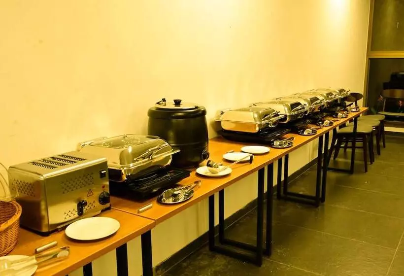 ホテル Clarks Inn Express, Krs Road, Mysore