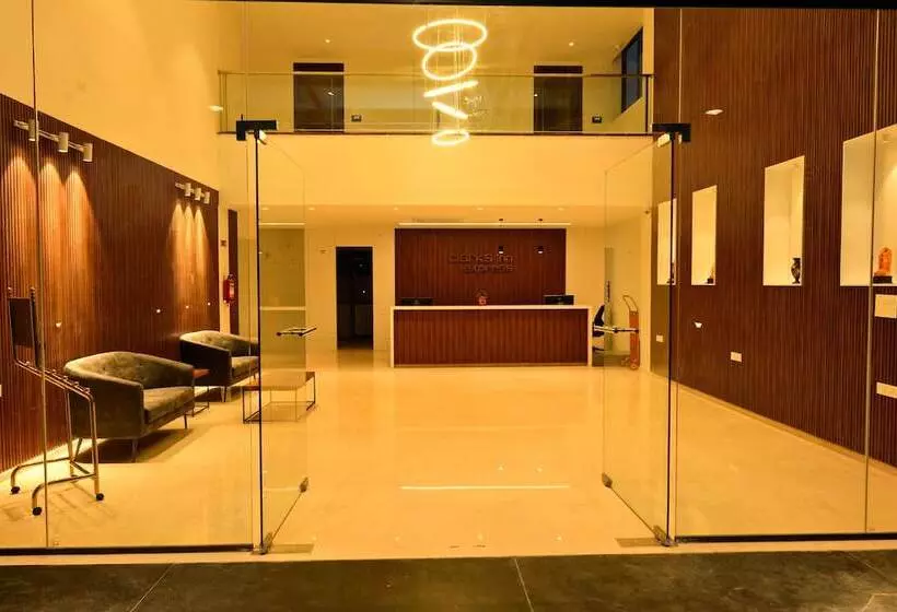 ホテル Clarks Inn Express, Krs Road, Mysore