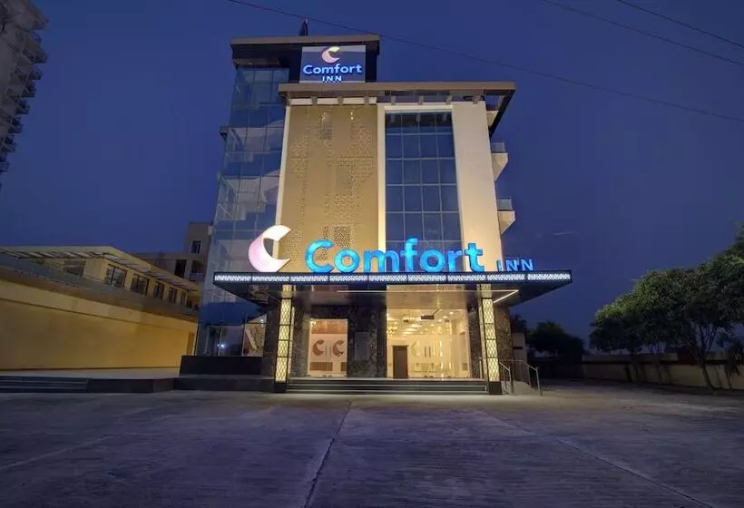 Hotelli Comfort Inn Karnal