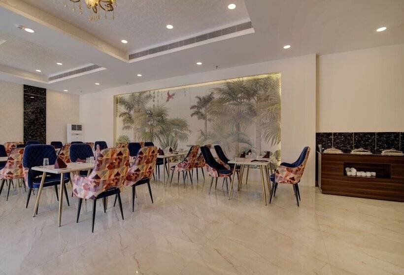 בית מלון כפרי Comfort Inn Karnal